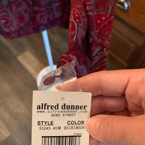 Alfred Dunmer woman vintage blouse. NWT. Retail 50 - Picture 3 of 6